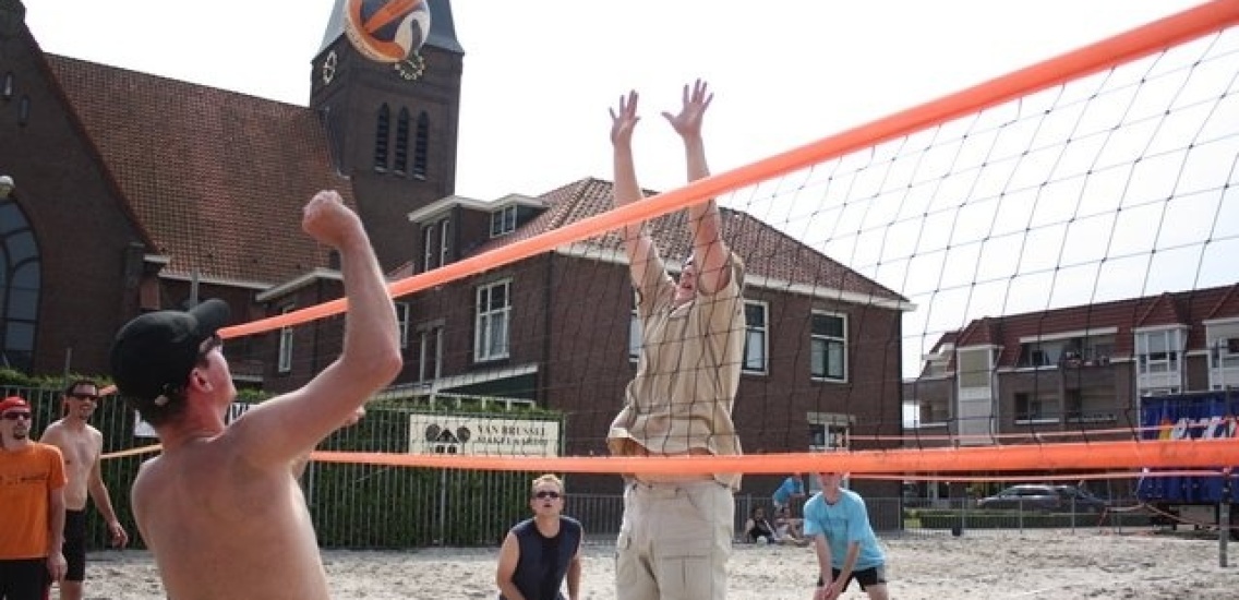 Foto bij Ook weer zo'n zin in beachvolleybal?