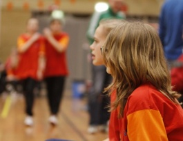 Foto bij De warming - up van het Rivo oranje legioen