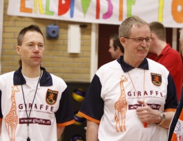 Foto bij De warming - up van het Rivo oranje legioen