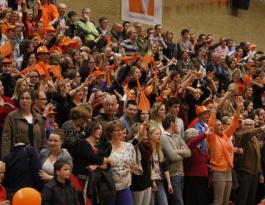 Foto bij Bekeruitreiking en felicitaties