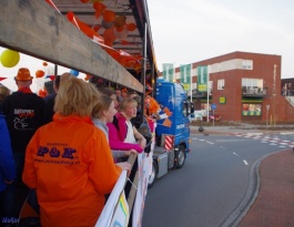 Foto bij Op de platte wagen, 13-4-2013