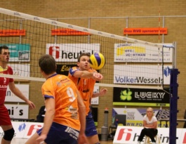 Foto bij Rivo H1 - Dynamo H1, 23-11-2013