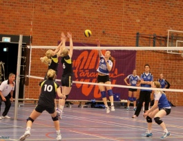 Foto bij Bekerfinale Regio - Oost Dames  2013/2014