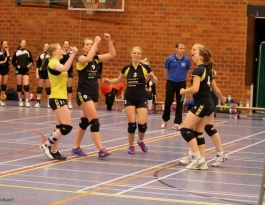 Foto bij Bekerfinale Regio - Oost Dames  2013/2014