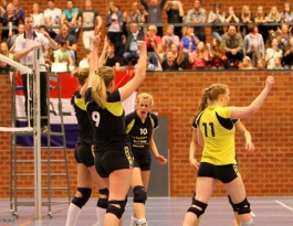 Foto bij Bekerfinale Regio - Oost Dames  2013/2014