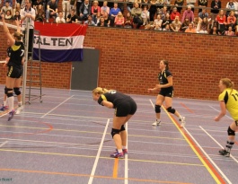 Foto bij Bekerfinale Regio - Oost Dames  2013/2014