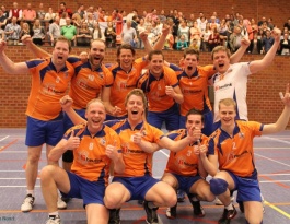 Foto bij Bekerfinale Regio-Oost Heren 2013/2014