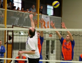 Foto bij Rivo recreanten H kampioen