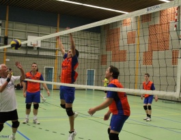 Foto bij Rivo recreanten H kampioen