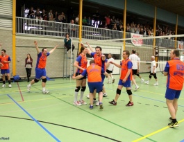 Foto bij Rivo recreanten H kampioen