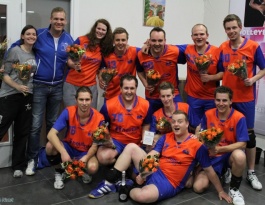 Foto bij Rivo recreanten H kampioen