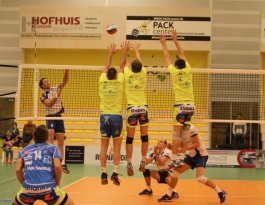 Foto bij Rivo H1 op Volleybal Classic, 27-12-2014