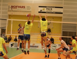 Foto bij Rivo H1 op Volleybal Classic, 27-12-2014