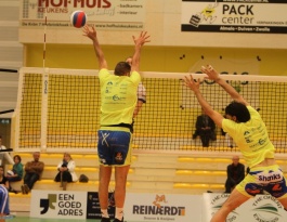 Foto bij Rivo H1 op Volleybal Classic, 27-12-2014