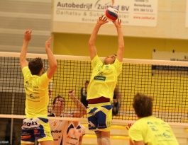 Foto bij Rivo H1 op Volleybal Classic, 27-12-2014