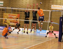 Foto bij Rivo -Zaanstad 1e play-out