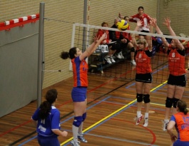 Foto bij Holyoke D1 - D3, 28-11-2012