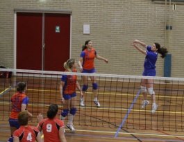 Foto bij Holyoke D1 - D3, 28-11-2012