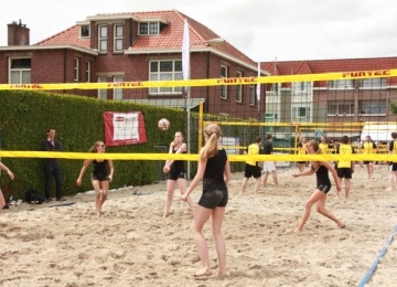 Foto bij Beachvolleybaltoernooi VV Holyoke 2015, Inschrijving geopend!